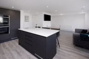 Photo 17- click for photo gallery